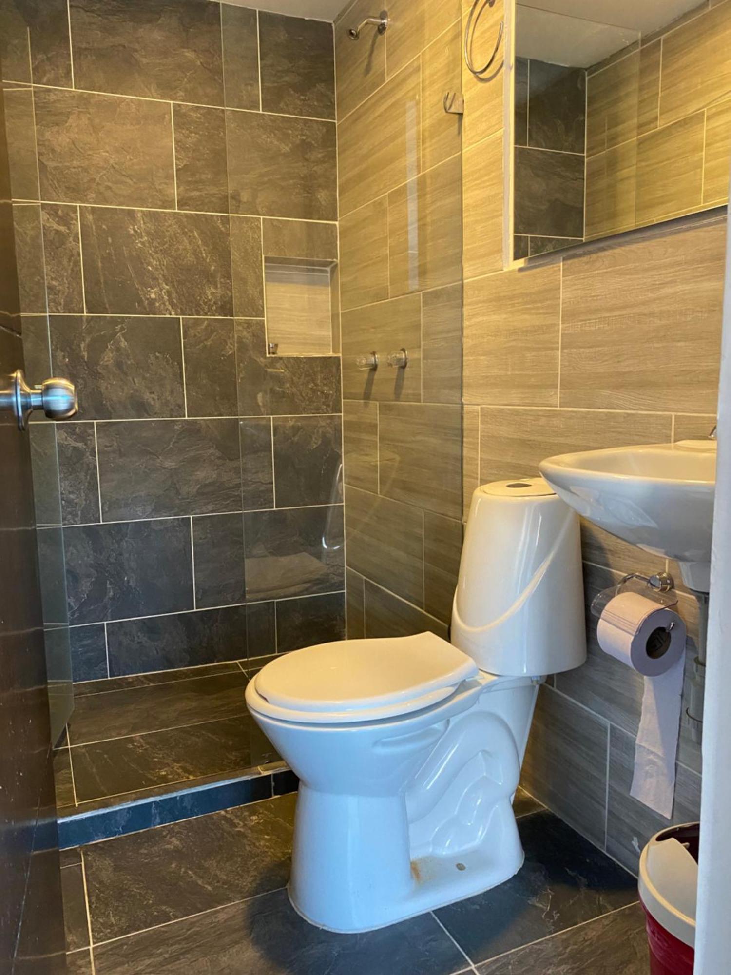 Hotel Buenos Aires Central Medellín Extérieur photo