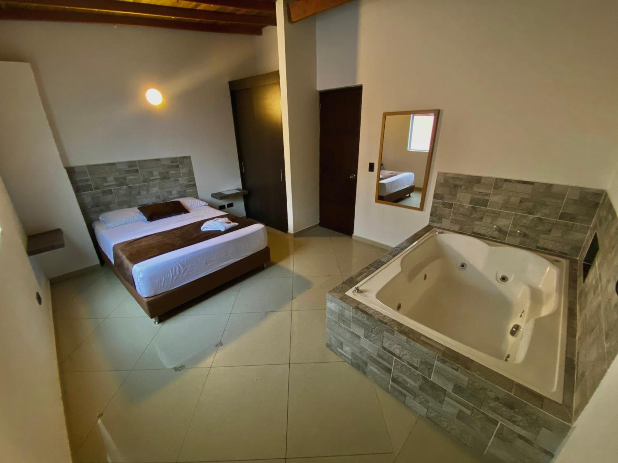 Hotel Buenos Aires Central Medellín Extérieur photo